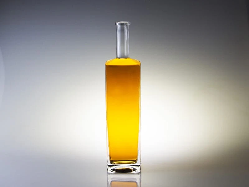 700ml 950g rectangular vodka bottle