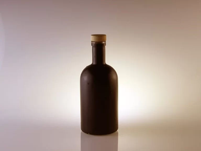 750ml surface frosted rum bottle