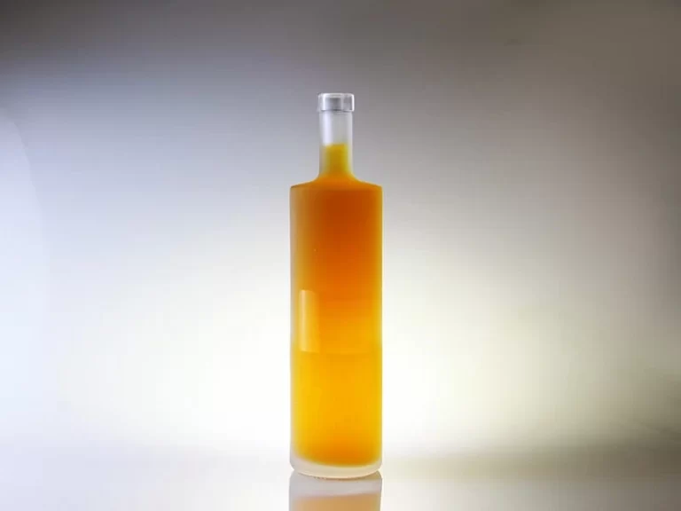 1000ml cylindrical vodka bottle