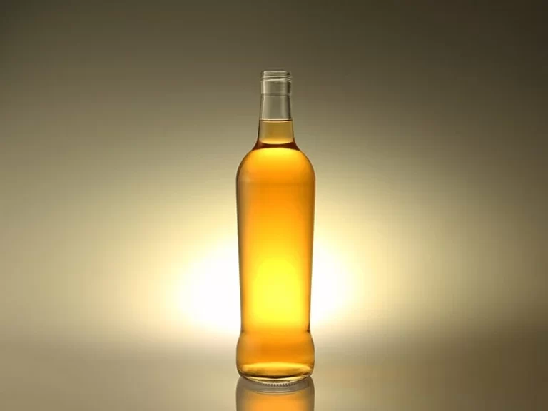 700ml rum glass Bottle
