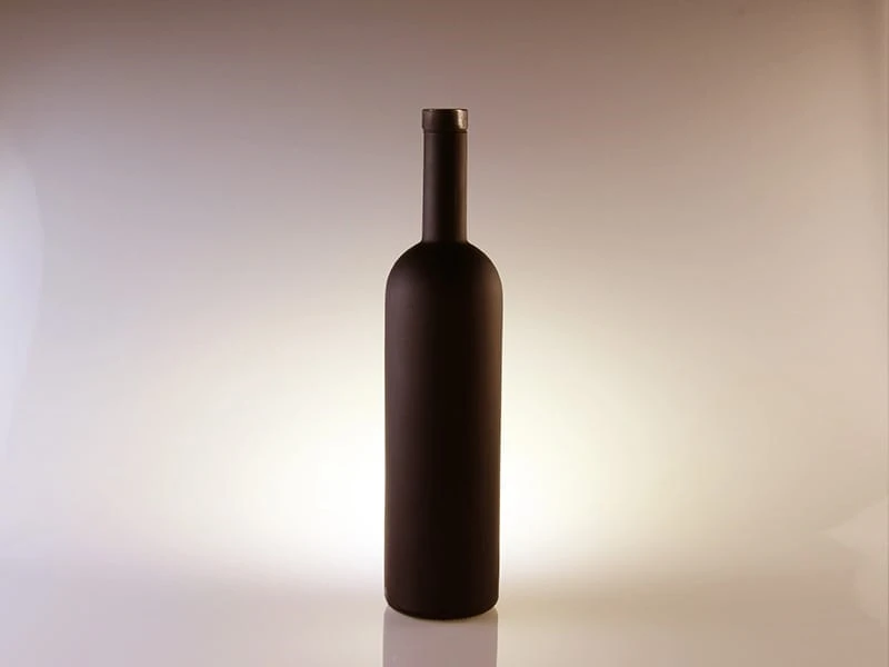 750ml 680g surface frosted vodka bottle
