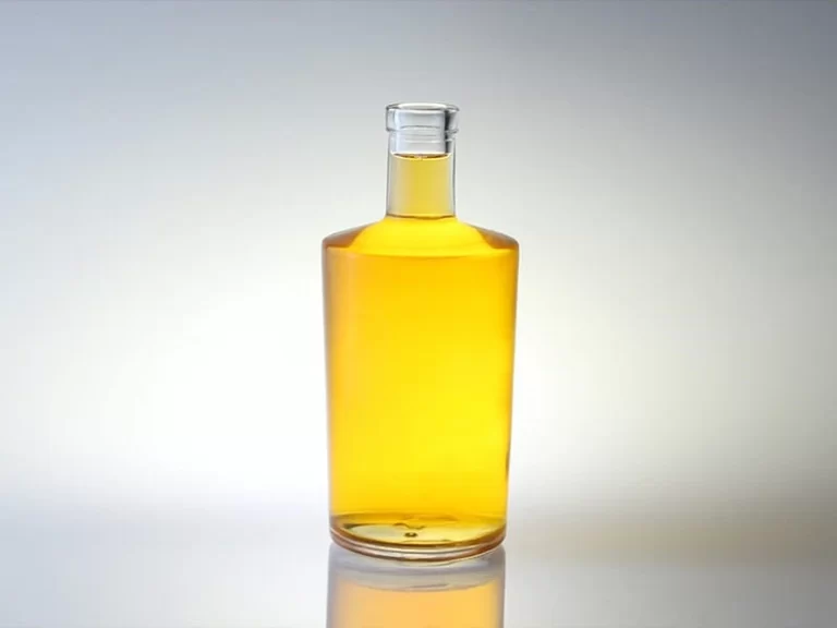 750ml classic rum bottle