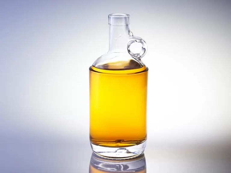 750ml whisky bottle with ring